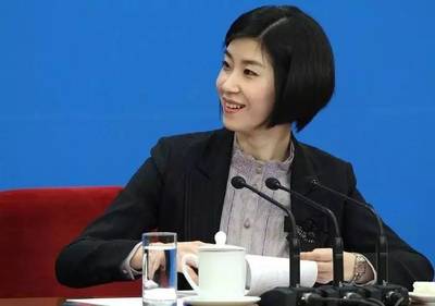 七年六上總理記者會,女神節(jié)&ldquo;國翻&rdquo;張璐帶你學(xué)英語